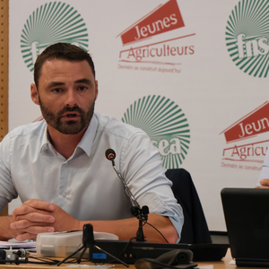 Le président de Jeunes Agriculteurs, Pierrick Horel a été reçu par le Premier ministre. Le président de Jeunes Agriculteurs, Pierrick Horel a été reçu par le Premier ministre.