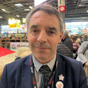 Emmanuel Bernard, éleveur dans la Nièvre et président de la section gros bovins d'Interbev. Emmanuel Bernard, président de la section Bovins d'Interbev.