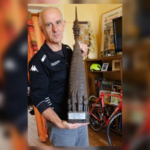 Trophée du tour cycliste de la Nouvelle-Calédonie.
