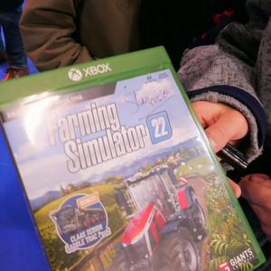 Dédicace du jeu Farming Simulator par Stervio