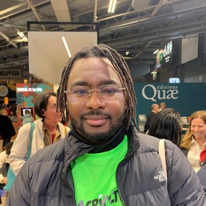 Mamadou, 24 ans, étudiant en 1ère de BTS communication et habitant à Villiers-sur-Marne (Val-de-Marne) Mamadou, 24 ans, étudiant en 1ère de BTS communication et habitant à Villiers-sur-Marne (Val-de-Marne)