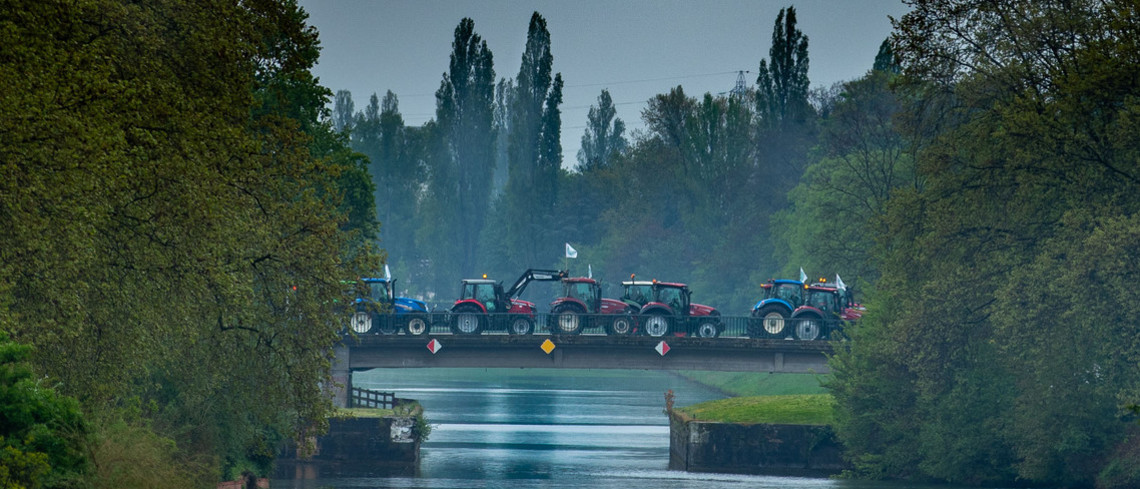 1500 tracteurs à Strasbourg Manifestation autour du parlement européen le 30 avril