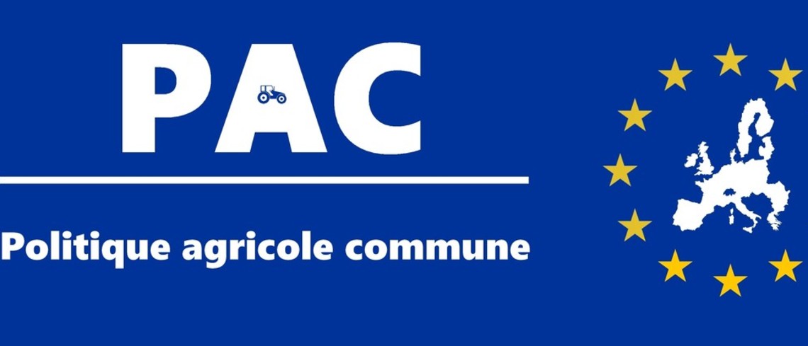 Une réunion politique organisée par la Commission Européenne.