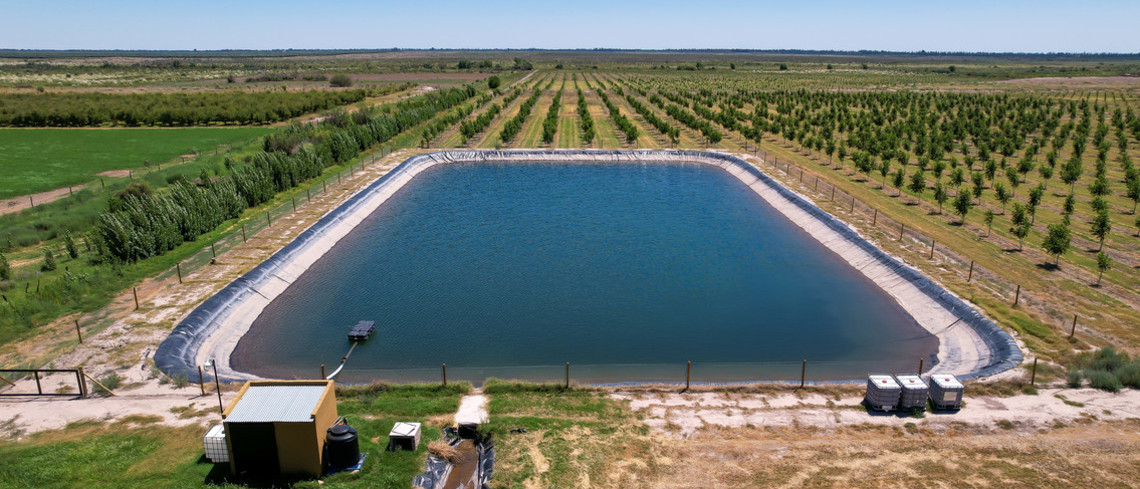 Les Jeunes Agriculteurs de Nouvelle-Aquitaine somment l'tat de choisir : stocker l'eau, ou continuer d'importer celle des autres. 