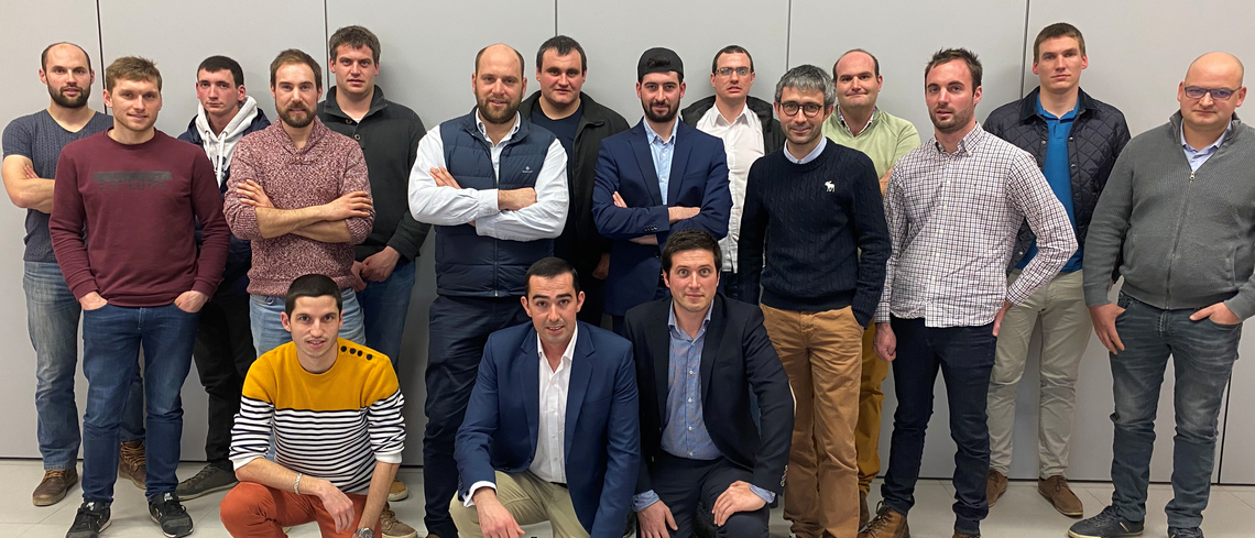 Le nouveau conseil d'administration de JA45 élu le 31 janvier 2020 à Boësses (45). Photo de groupe du nouveau conseil d'administration des Jeunes Agriculteurs du Loiret