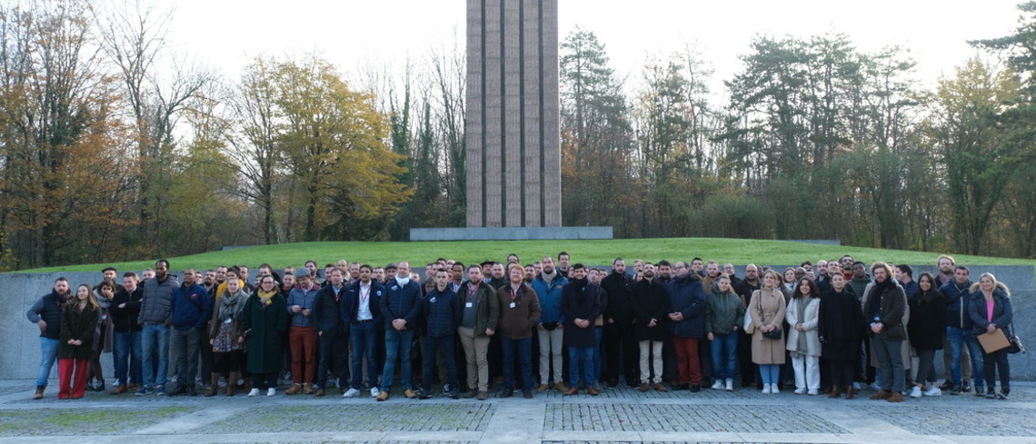 Participants de l'UH sous la Croix de Lorraine - Colombey-les-Deux-Eglises