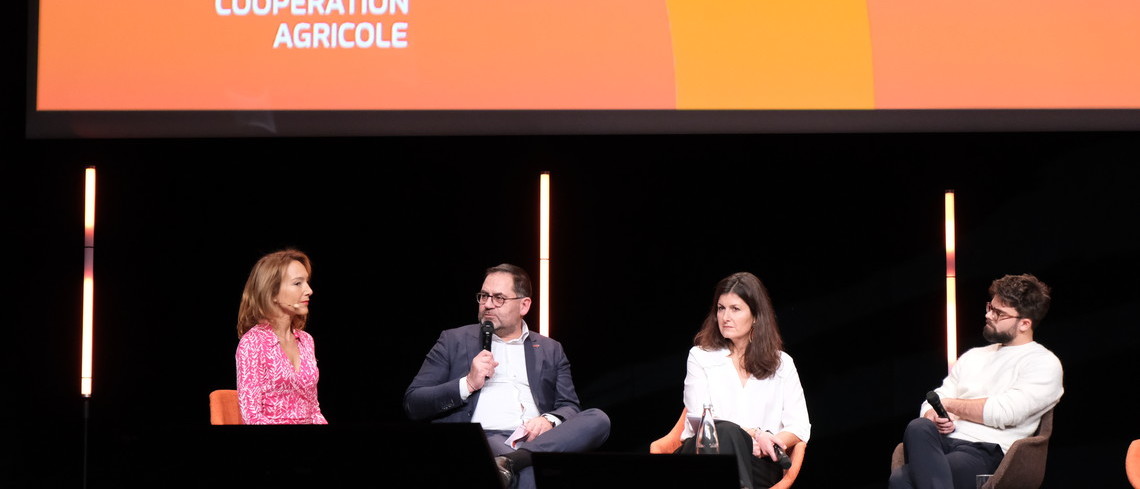 Table-ronde sur l'engagement lors de la première journée du congrès, mercredi 18 décembre. Table-ronde sur l'engagement lors de la première journée du congrès, mercredi 18 décembre.