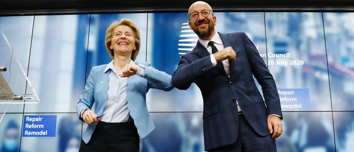 Le 20 juillet 2020, Ursula Von der Leyen, Présidente de la Commission européenne et Charles Michel, président du Conseil européen à Bruxelles Ursula Von der Leyen et Charles Michel.