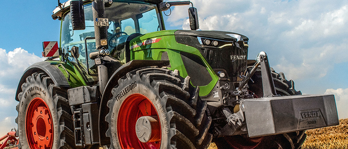 Le Fendt 942 Vario, doté d’un moteur Man 6 cylindres 9 l de 415 ch, conforme à la norme Stage V 