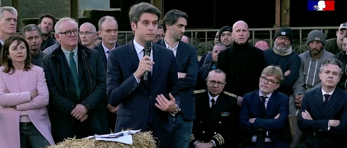 Gabriel Attal face aux agriculteurs, ce vendredi 26 janvier à Montastruc-de-Salies en Haute-Garonne. Gabriel Attal face aux agriculteurs, ce vendredi 26 janvier à Montastruc-de-Salies en Haute-Garonne.