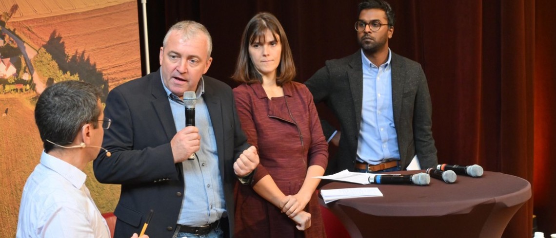 De gauche à droite : Patrick Benezit, vice président d'Interbev, Stéphanie Kpenou responsable du plaidoyer de l'institut Veblen et Thomas Uthayakamar, directeur des programmes de la FNH (c) interbev De gauche à droite : Patrick Benezit, vice président d'Interbev, Stéphanie Kpenou responsable du plaidoyer de l'institut Veblen et Thomas Uthayakamar, directeur des programmes de la FNH (c) interbev