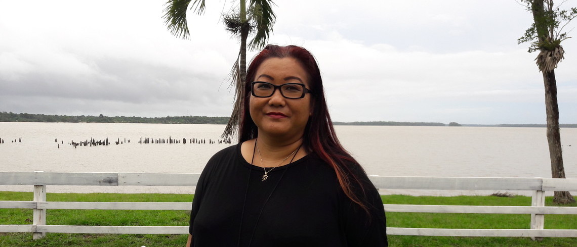May Choua Guerra, d'origine Hmong, est maraîchère en Guyane. May Choua Guerra, élue JA en Guyane