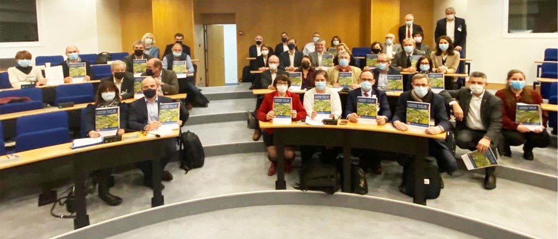 Un manifeste pour éveiller les consciences sur les ruralités Un manifeste pour éveiller les consciences sur les ruralités