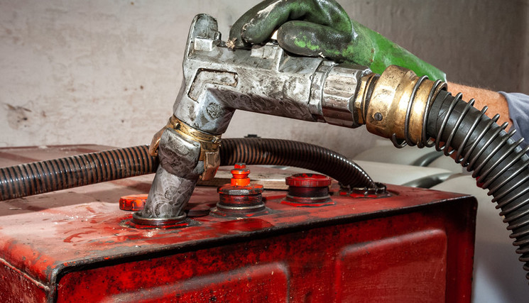 Livraison de gas-oil GNR chez un agriculteur.