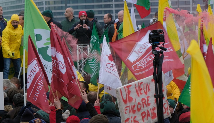  Le Parlement européen a voté mercredi en faveur d'une saisine de la Cour de justice de l'Union européenne.