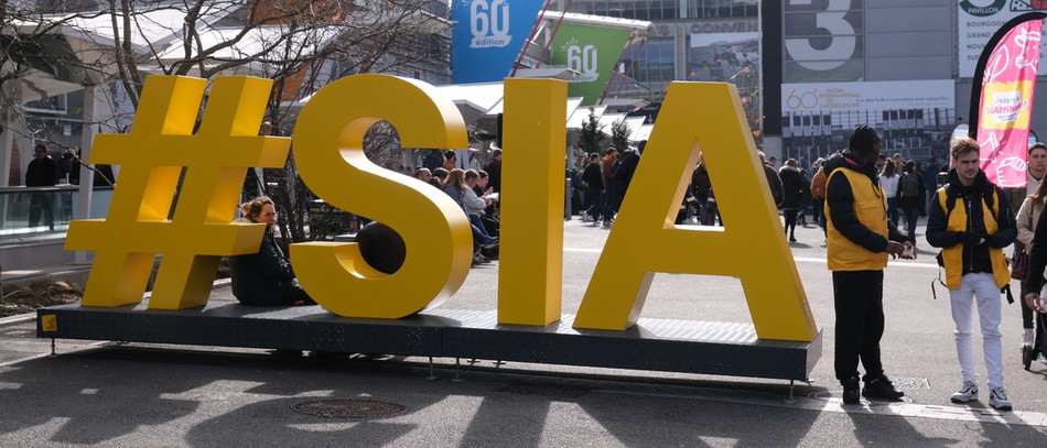 Le SIA 2024 a ouvert avec du retard mais sous le soleil. 