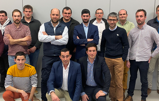 Photo de groupe du nouveau conseil d'administration des Jeunes Agriculteurs du Loiret