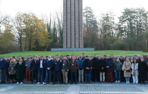 Participants de l'UH sous la Croix de Lorraine - Colombey-les-Deux-Eglises