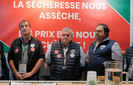 La FNPL, la FRSEA et les JA d’Auvergne Rhône Alpes ont conviés la presse à une conférence de presse sur la nécessité d’avoir un prix juste et rémunérateur pour nos éleveurs.