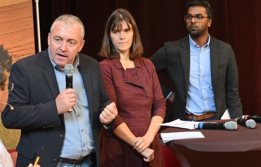 De gauche à droite : Patrick Benezit, vice président d'Interbev, Stéphanie Kpenou responsable du plaidoyer de l'institut Veblen et Thomas Uthayakamar, directeur des programmes de la FNH (c) interbev