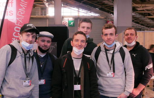 Les youtubeurs rencontrent leur communauté au SIA 