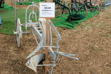 Parmi les nombreuses animations, une exposition de vieilles charrues étaient proposée aux visiteurs.