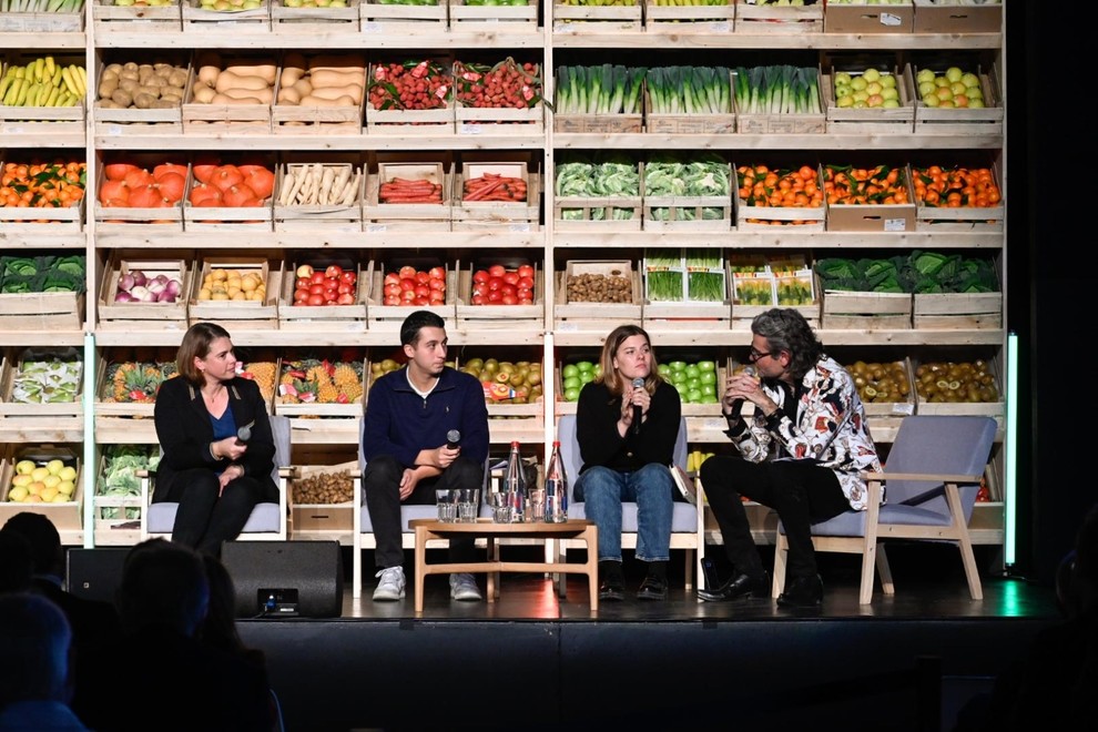 Table ronde « Le rôle des jeunes dans la souveraineté alimentaire ».