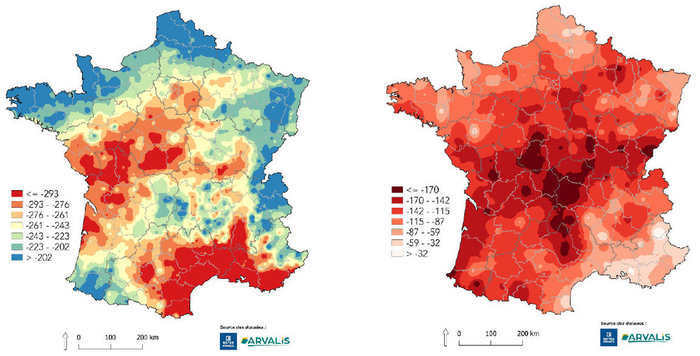  Déficit hydrique (en mm) observé entre le 1er juin et le 21 juillet 2026 (à gauche) et écart à la médiane 2006-2025 (à droite)